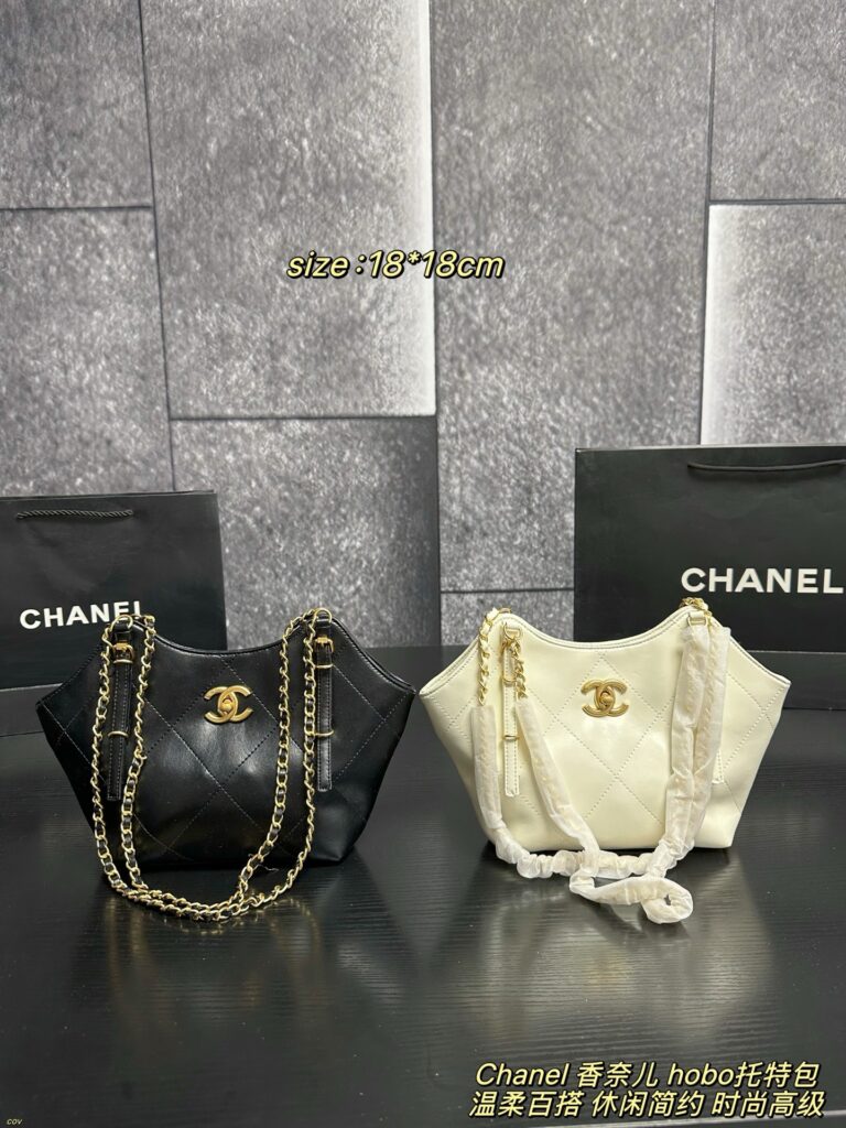 Chanel 779324 Bag Size 18