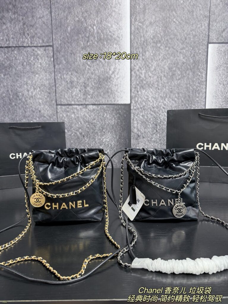Chanel 985099 Bag Size 18