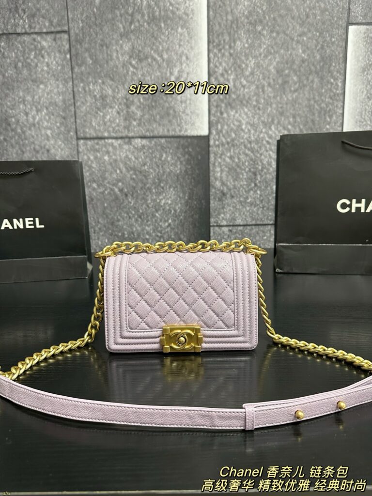 Chanel 986220 Bag Size 20