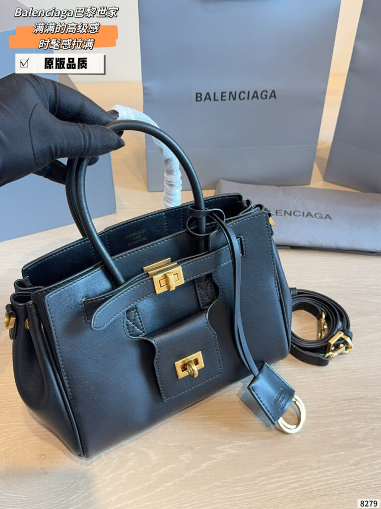 Balenciaga 995780 Bag Size 24, 10