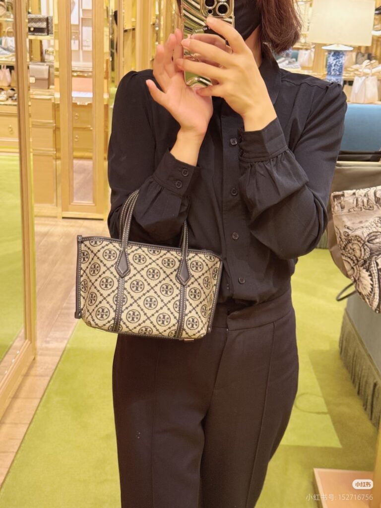 Apple Drqlrorvtx8Zkmh7Ixrasdwhtikh-Ofmdpbt71A DWhTIKh-oFMdPBt71A Bag Size 18, 15