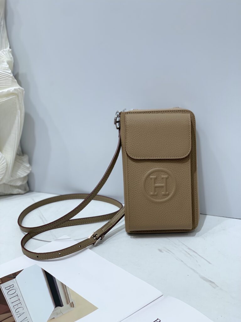 Hermes LT117140 Bag Size 11, 10