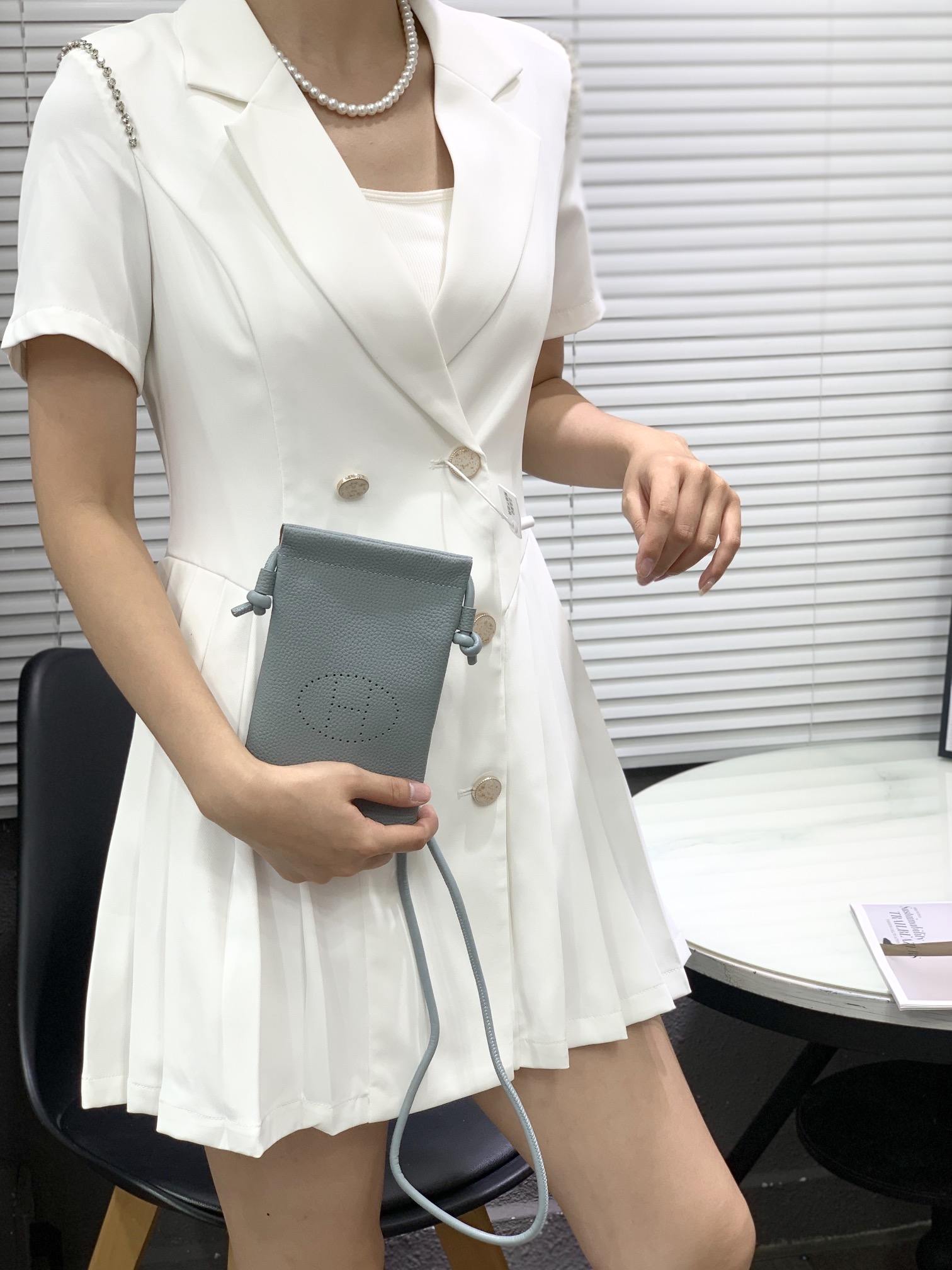 Hermes LT117812 Bag Size 12, 21