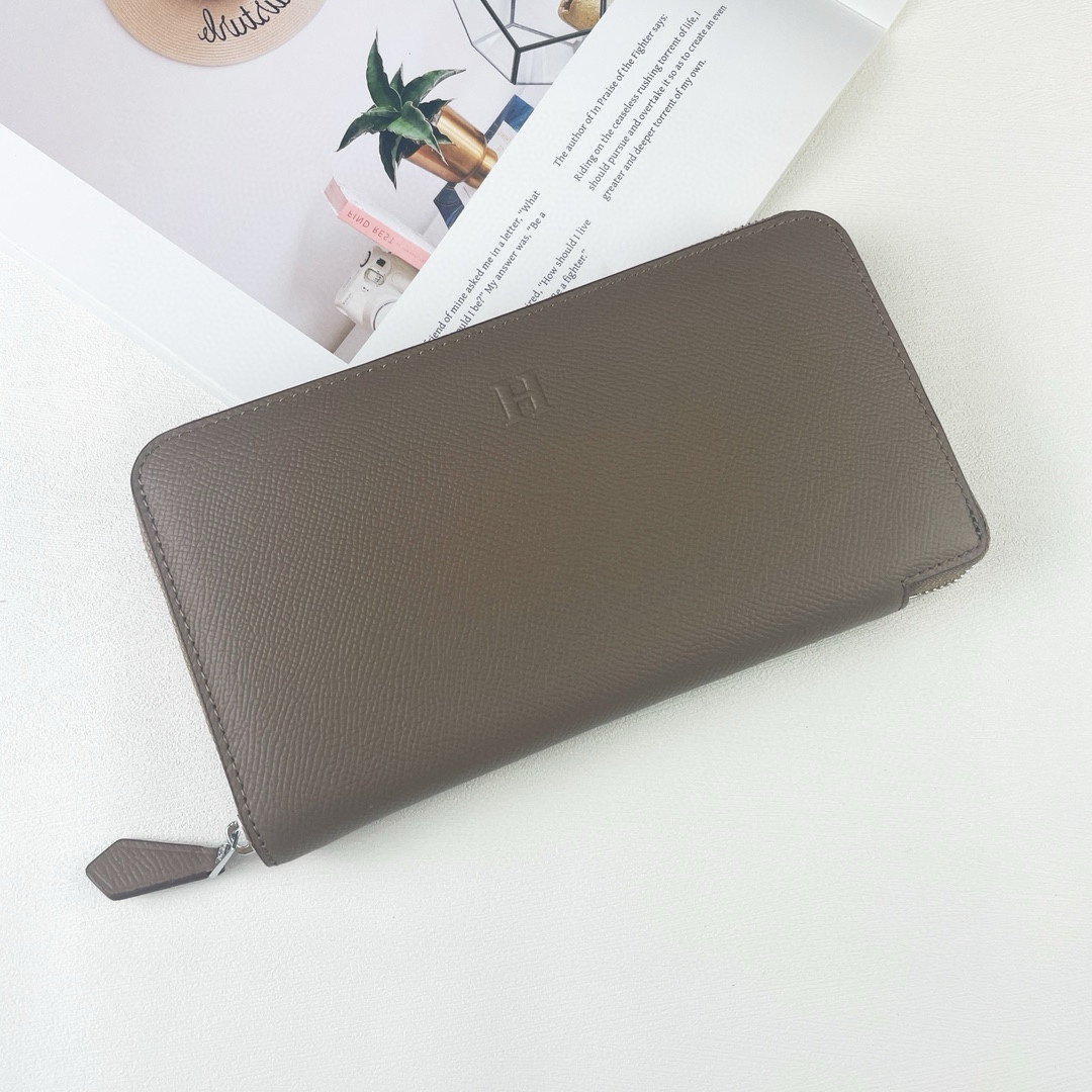 Hermes LT118010 Bag Size 12, 11