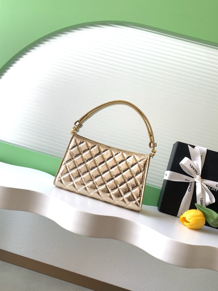 Chanel LT314453 Bag Size 14-22