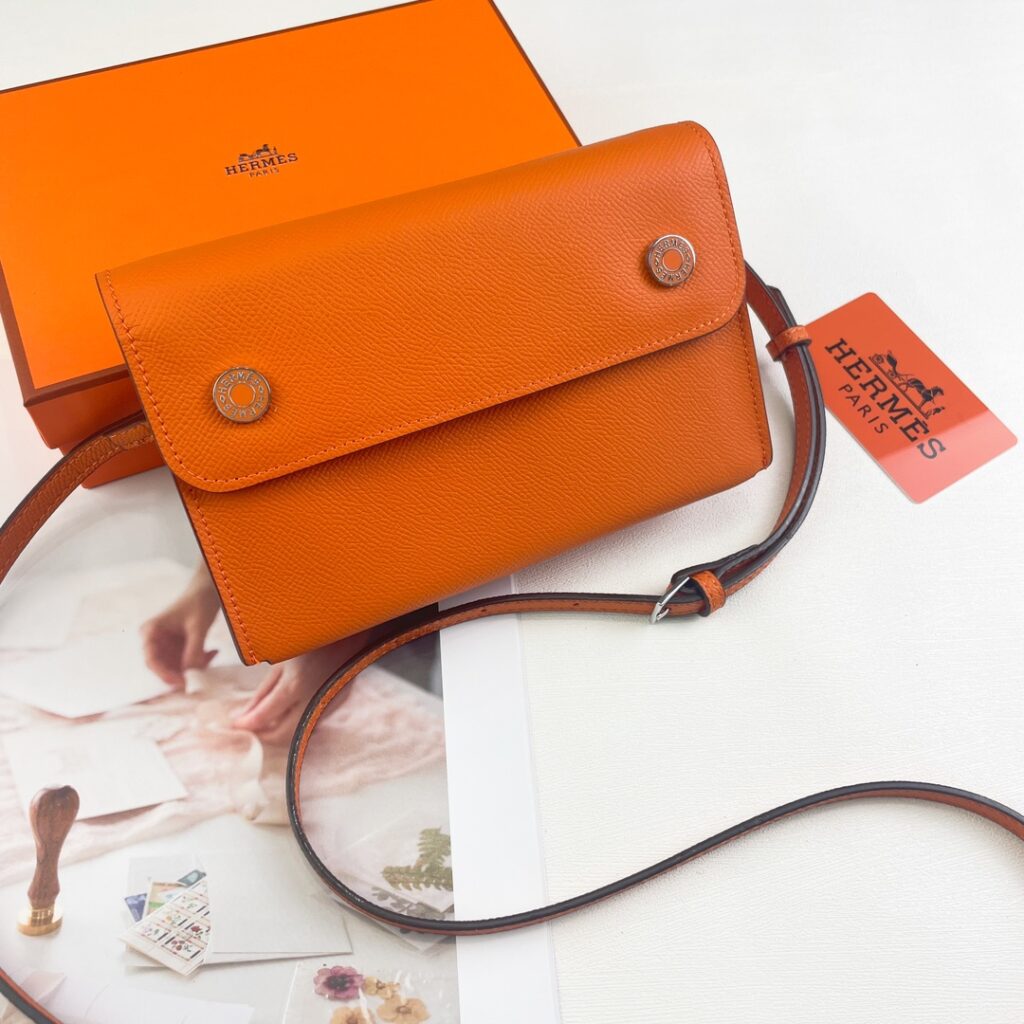Hermes LT409269 Bag Size 18, 11