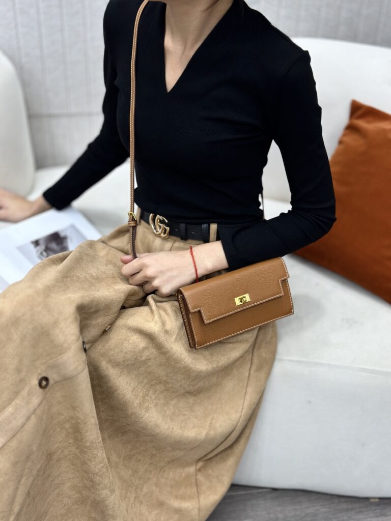 Hermes LT96494 Bag Size 19, 11
