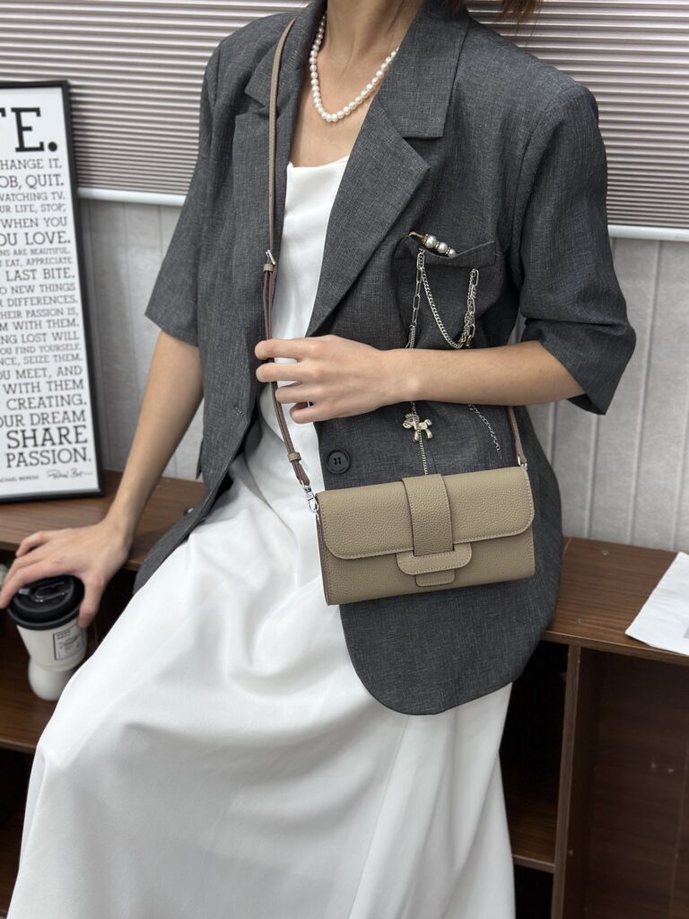 Hermes LT97127 Bag Size 20, 12