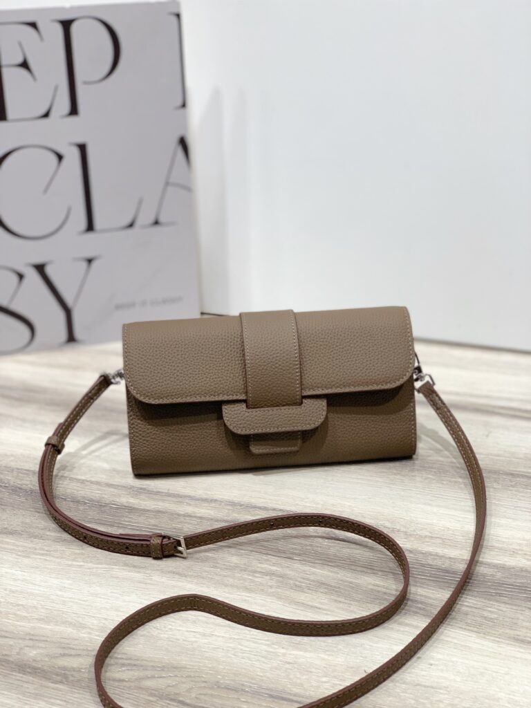 Hermes LT97129 Bag Size 20, 12
