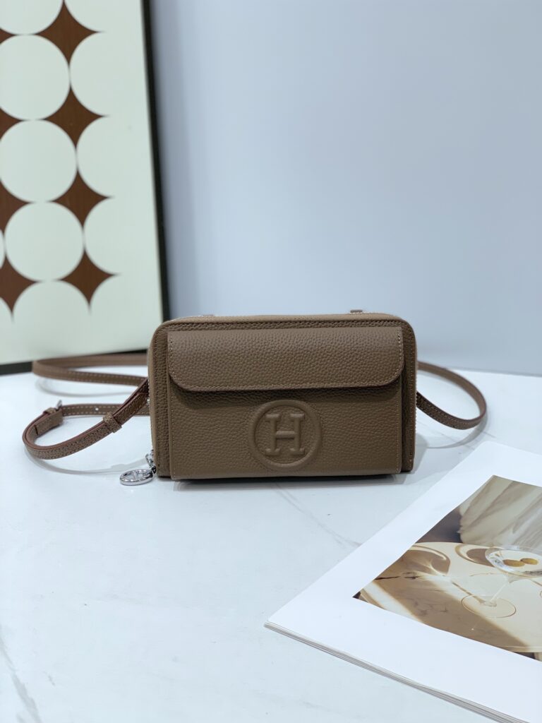 Hermes LT97144 Bag Size 18, 11, 10