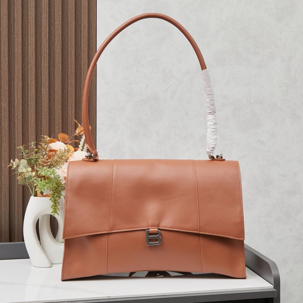 Balenciaga Dbwlrlxkjzfwdvqgilr80Mb-Mezkacikgaplrqa MB-mEZKACIkGAplrqA Bag
