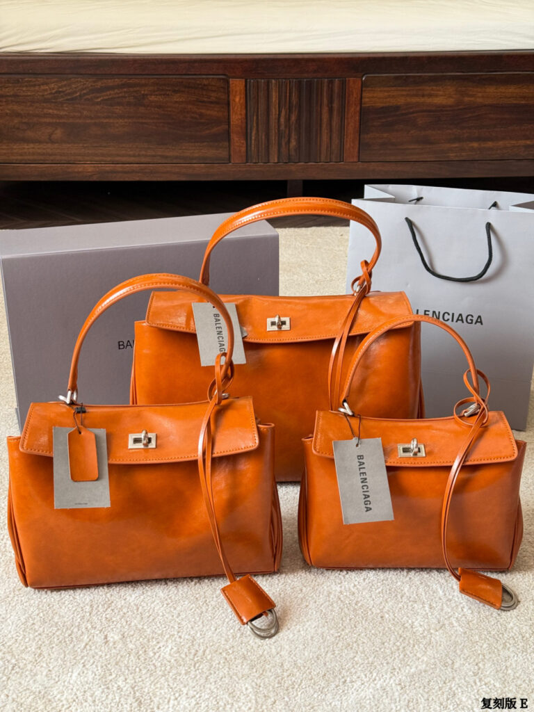 Balenciaga Dmhlr29Yytbwr9 Qxmjs0Nlwgqnjfryifpafobw nLwGqnjfRYIFpAfoBw Bag