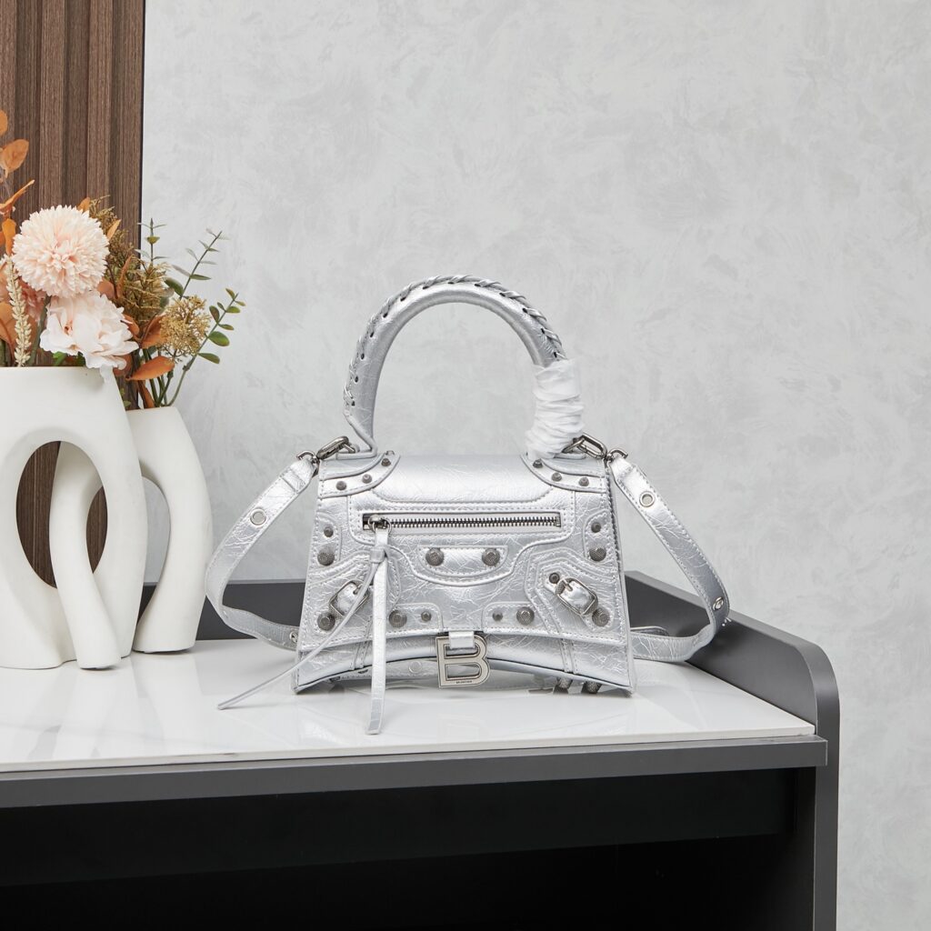 Balenciaga Dsulra-Ufrnyhxxnqo87Atqj39Bmdohaarinvvw tQJ39BMDohaaRinVvw Bag