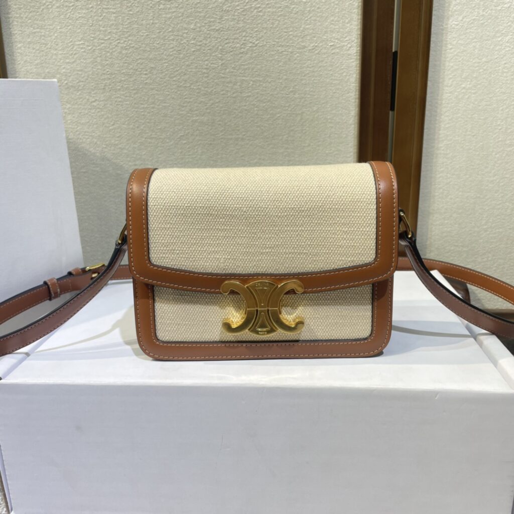 Celine D93Lrbcztqcu21U6Bgtavrwmxyjnuvhq K5Uehw vRwMXYJnUvHqK5ueHw Bag Size 17, 42, 18