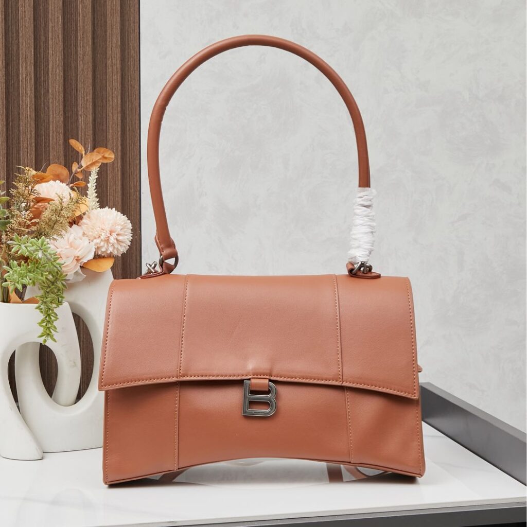 Balenciaga Dctlrgiirft8Ry-Dova2Pw8Ysciyxo7Wfj6Lgya W8YsCiYxo7WfJ6LGYA Bag