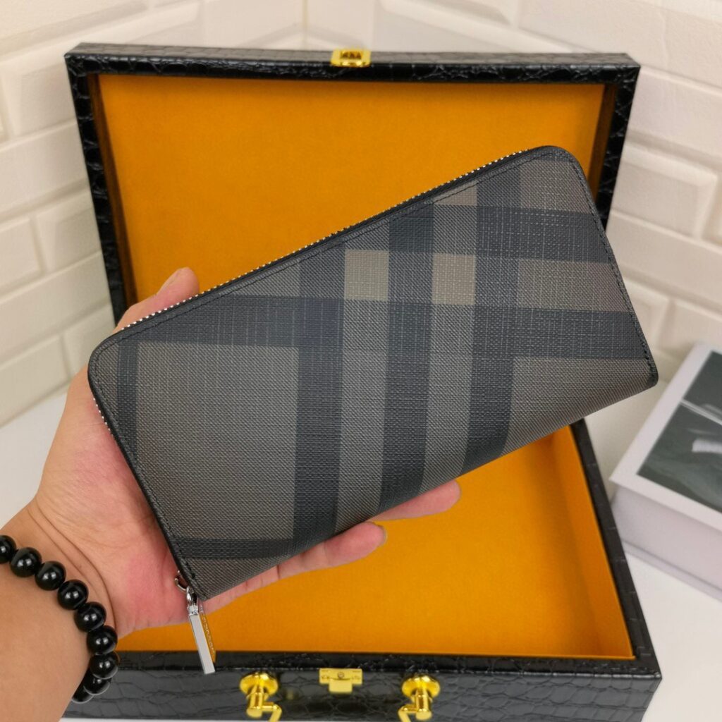 Burberry Dbalrxrvpbrdvxdtkatggytuvtxwqjmp0F3Pjdw yTUvtxWqjmP0f3PJdw Bag Size 19-10